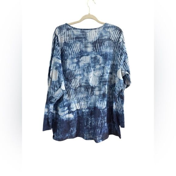 CJ Banks size 2X blue and white long sleeve sparkly blouse - Picture 8 of 10